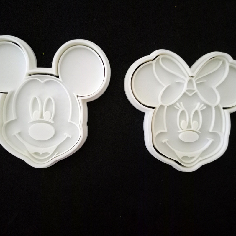 Mickey & Minnie Mouse Hamur Şekillendirici / Kurabiye Kalıbı / Seramik Kalıbı İkili Set